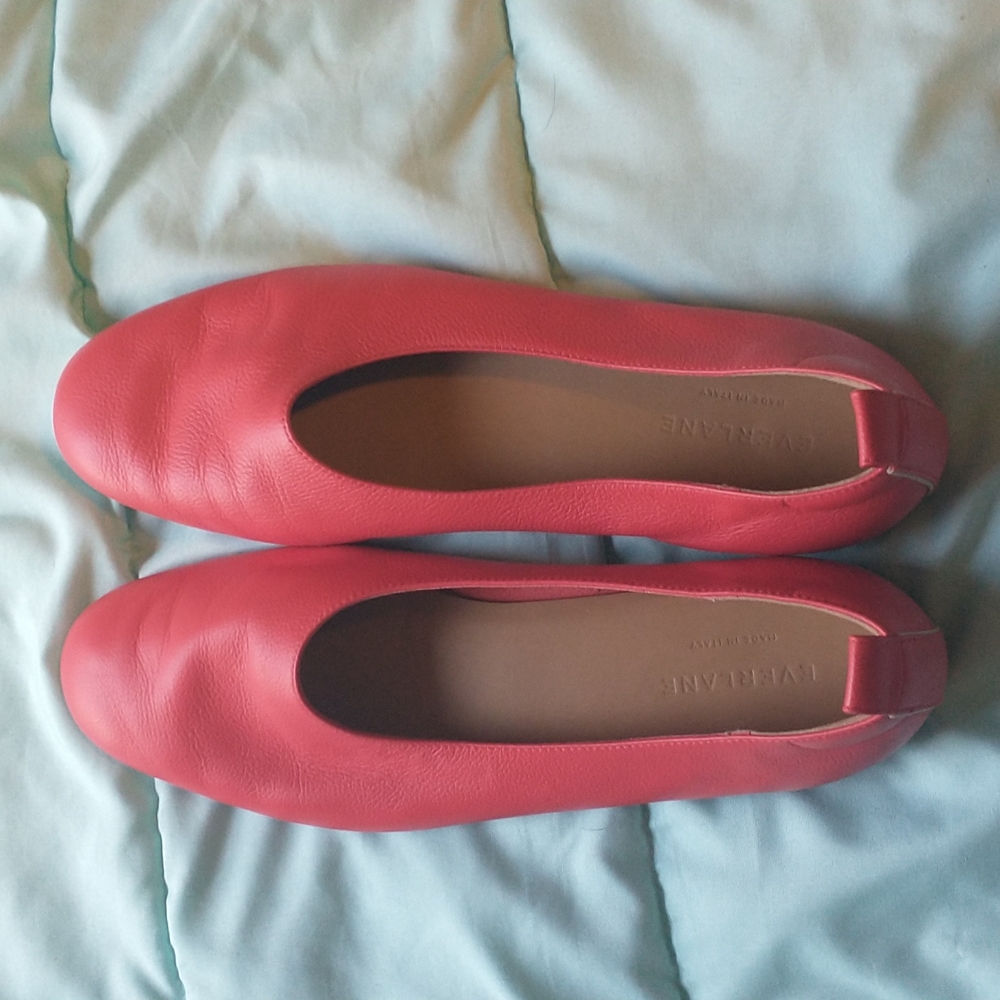 Everlane Coral Red Italian leather ballet flats Size 10